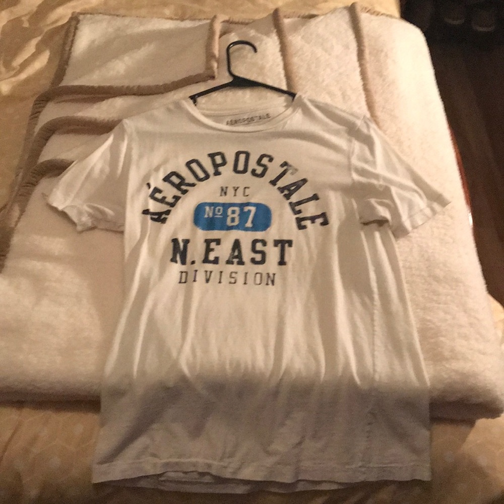 AÉROPOSTAL t-shirt